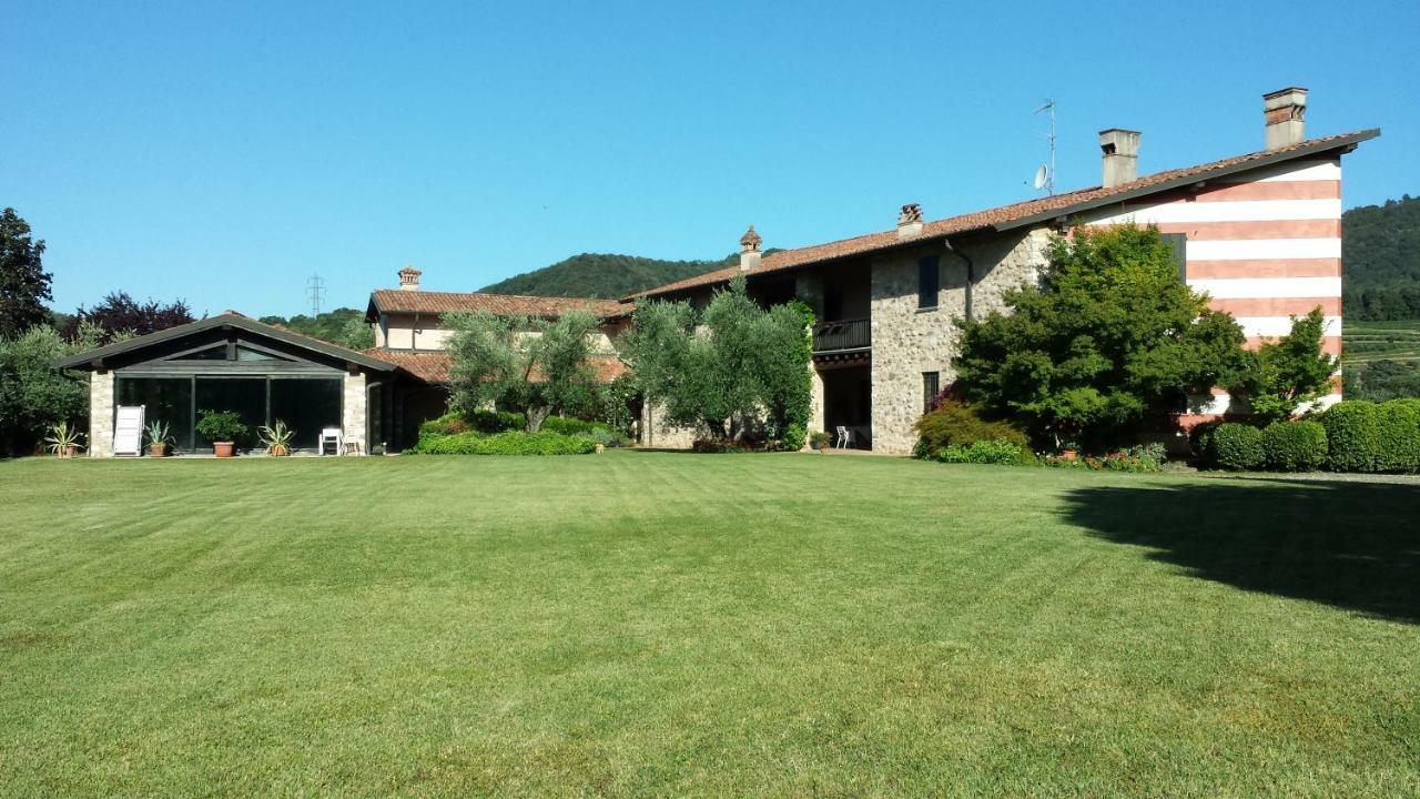B&B Il Dosso Corte Franca Eksteriør bilde